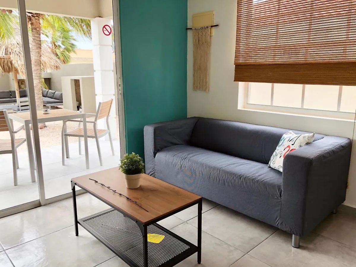 Caribbean Oasis Apartments Willemstad