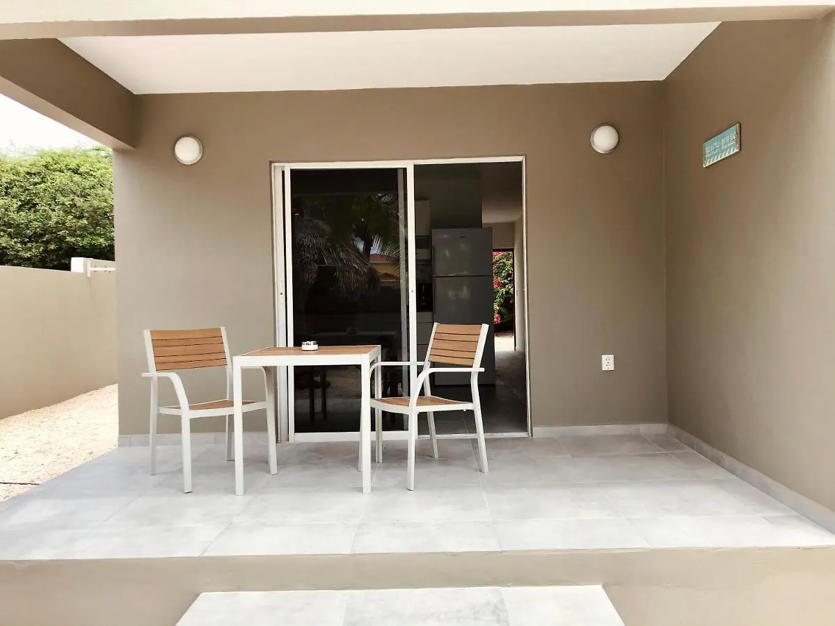 Caribbean Oasis Apartments Willemstad